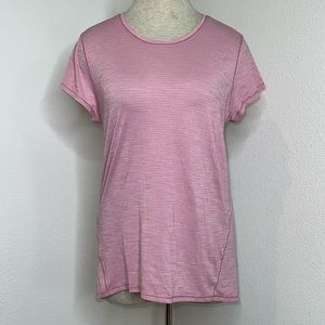 🔹 Lululemon Striped Tee